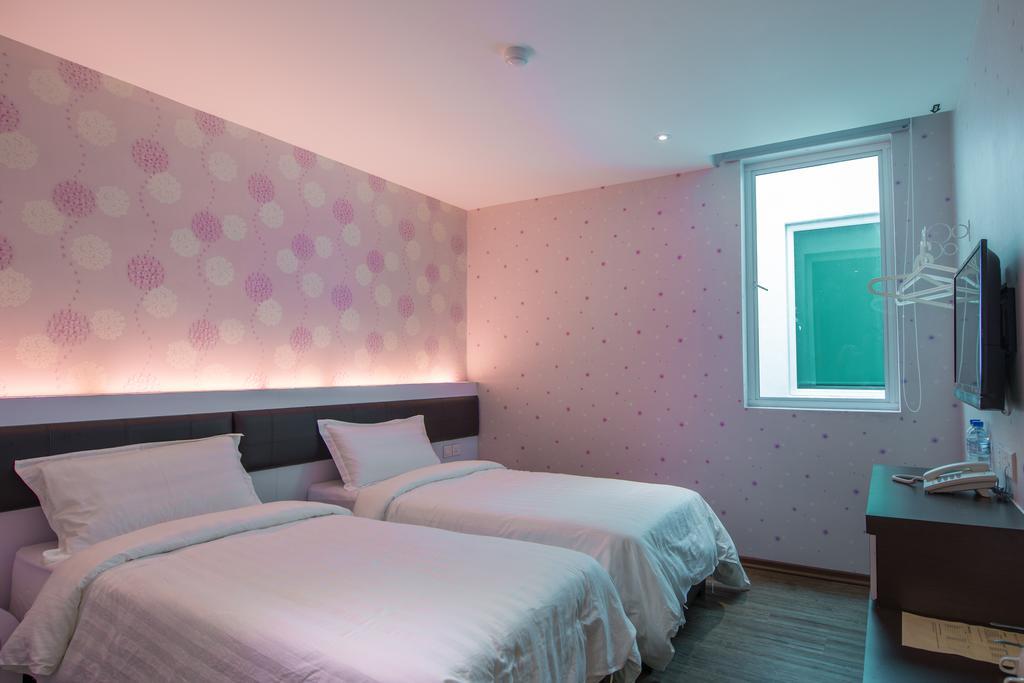 Riverfront Sentral Hotel Malacca Екстериор снимка